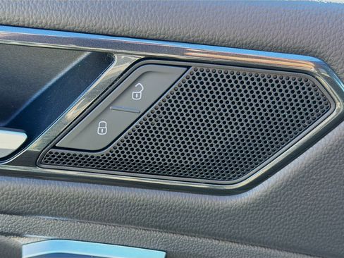 Used 2024 Volkswagen Tiguan Wolfsburg Edition image 24