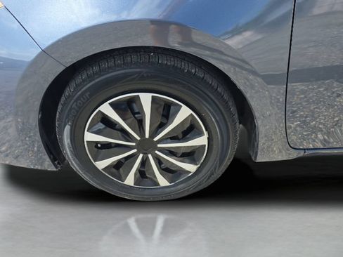 Used 2018 Toyota Corolla L FWD image 26