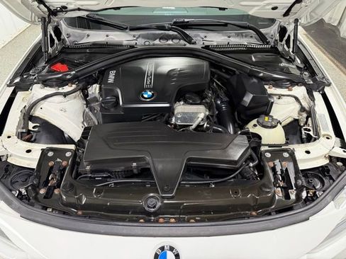 Used 2016 BMW 328i xDrive Sedan AWD/4WD image 25
