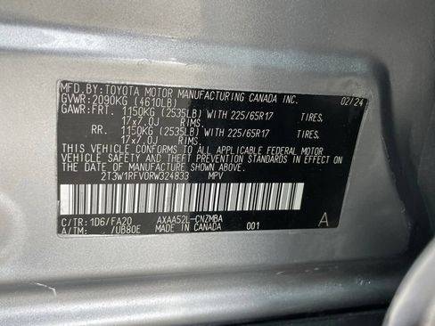 Used 2024 Toyota RAV4 XLE FWD image 34