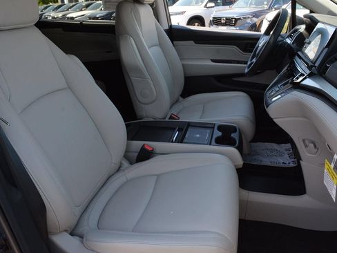 Used 2026 Honda Odyssey EX-L image 18