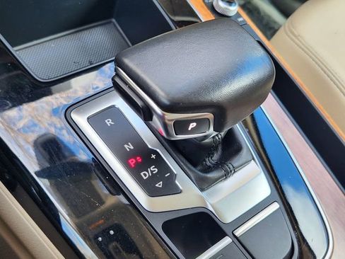 Used 2023 Audi Q5 2.0T Premium w/ Convenience Package AWD/4WD image 18