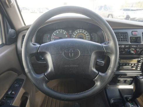 Used 2002 Toyota 4Runner SR5 image 10