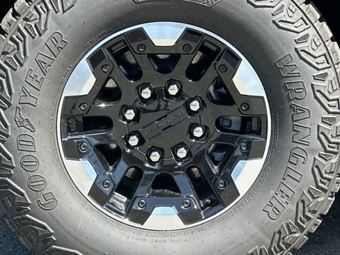 Used 2024 GMC Hummer EV 3X w/ Extreme Off-Road Package image 25