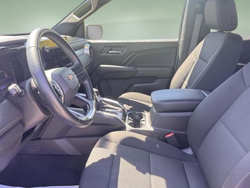Used 2023 Chevrolet Colorado LT w/ LT Convenience Package AWD/4WD image 22