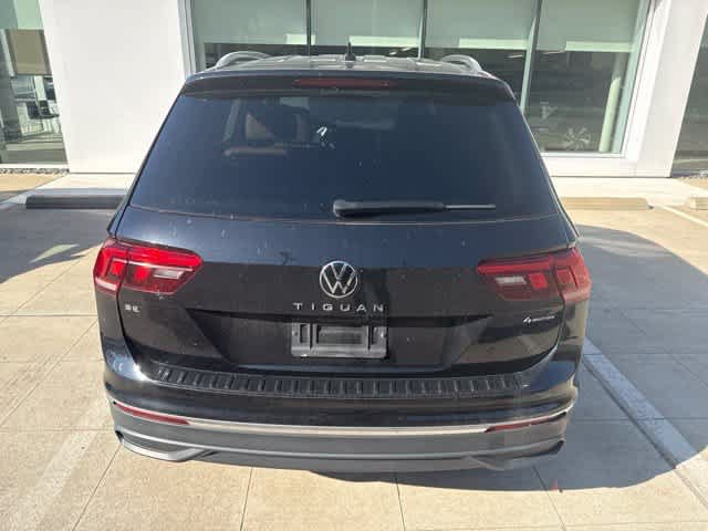 Used 2024 Volkswagen Tiguan SE AWD/4WD image 7