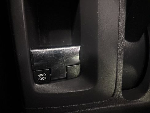 Used 2014 Jeep Patriot Latitude image 19