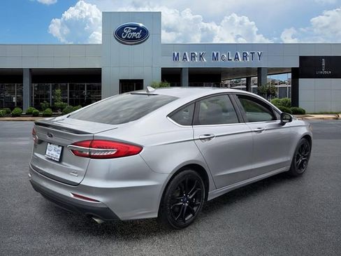Certified 2020 Ford Fusion SE w/ Equipment Group 151A FWD image 5