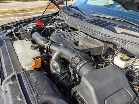 Used 2023 Ford F150 XLT image 50