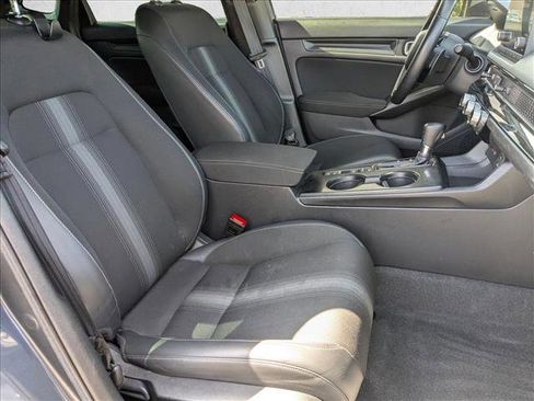 Used 2023 Honda Civic Sport image 19
