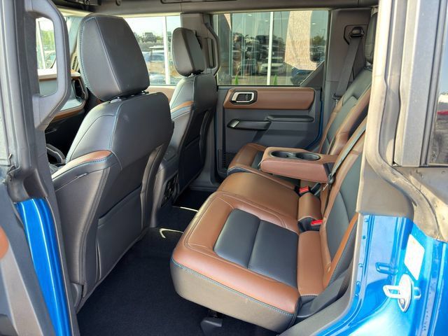 Used 2024 Ford Bronco Outer Banks AWD/4WD image 14
