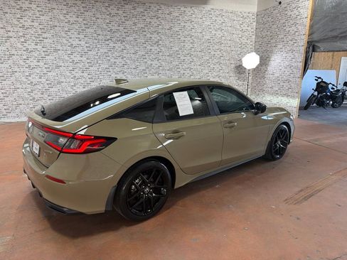 Used 2025 Honda Civic Sport image 7