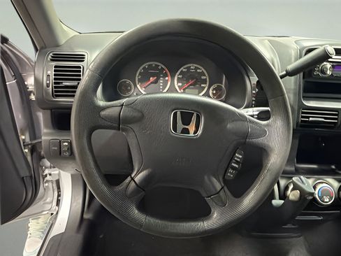 Used 2004 Honda CR-V EX image 16