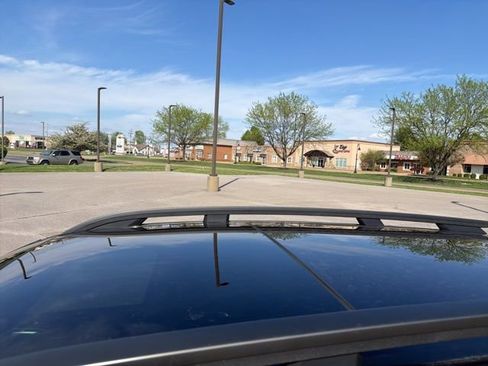 Used 2023 Kia Sorento X-Line EX image 4