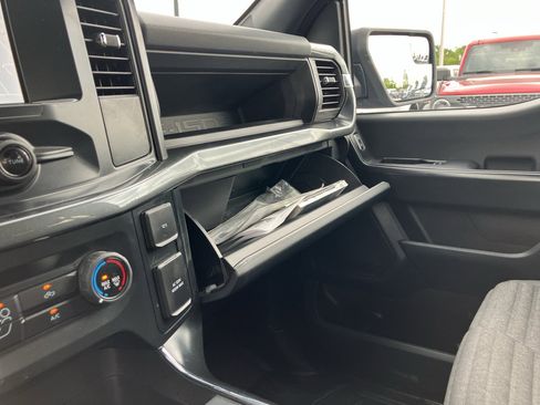Used 2022 Ford F150 XL w/ STX Appearance Package AWD/4WD image 26