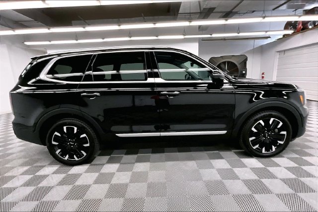 Used 2023 Kia Telluride SX FWD image 14