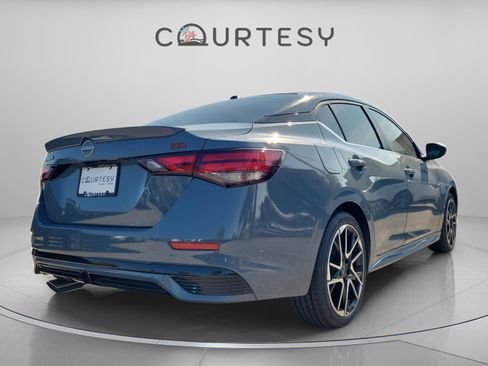 New 2025 Nissan Sentra SR image 4
