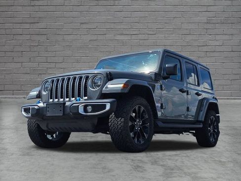 Used 2022 Jeep Wrangler Unlimited Sahara w/ Cold Weather Group AWD/4WD image 1