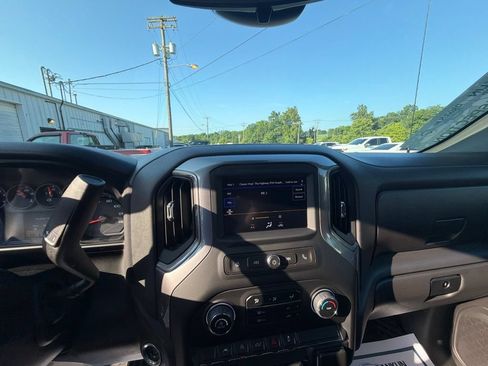 Used 2023 Chevrolet Silverado 1500 Custom AWD/4WD image 13