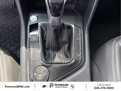 Used 2022 Volkswagen Tiguan SE R-Line AWD/4WD image 24