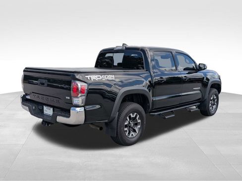 Used 2020 Toyota Tacoma TRD Off-Road AWD/4WD image 4