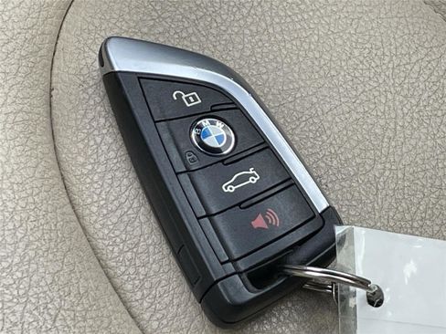 Used 2017 BMW X1 xDrive28i image 24