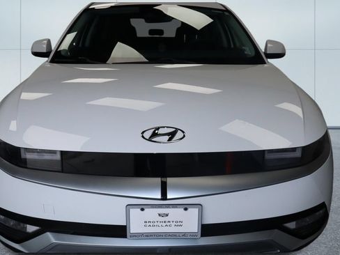 Used 2024 Hyundai Ioniq 5 SEL AWD/4WD image 12