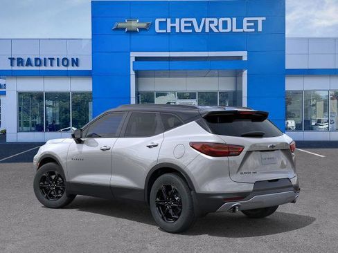 New 2026 Chevrolet Blazer LT image 3