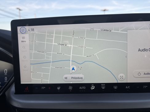 Used 2024 Ford Escape Platinum image 27