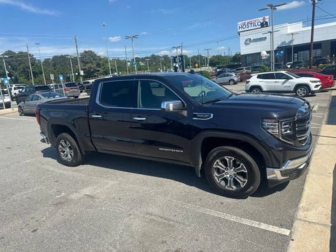 Used 2025 GMC Sierra 1500 SLT RWD image 5