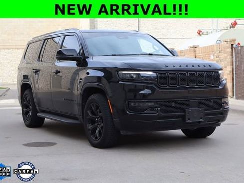 Used 2023 Jeep Wagoneer Series II RWD image 1