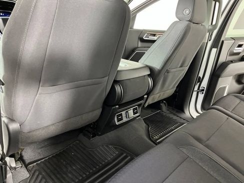 Used 2023 Chevrolet Silverado 1500 LT AWD/4WD image 44