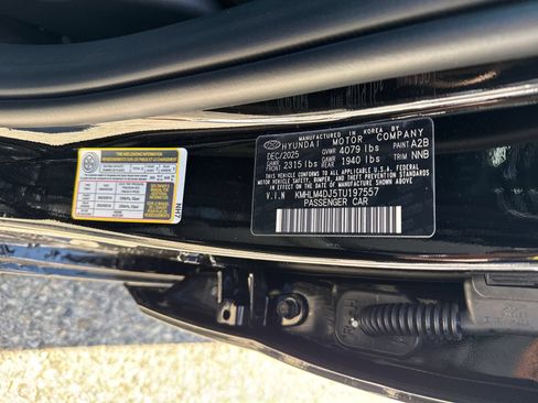 New 2026 Hyundai Elantra Hybrid FWD image 26