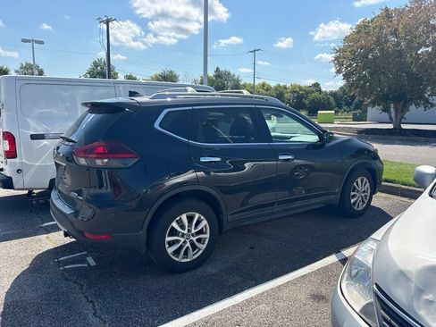 Used 2020 Nissan Rogue S w/ Special Edition Package AWD/4WD image 2