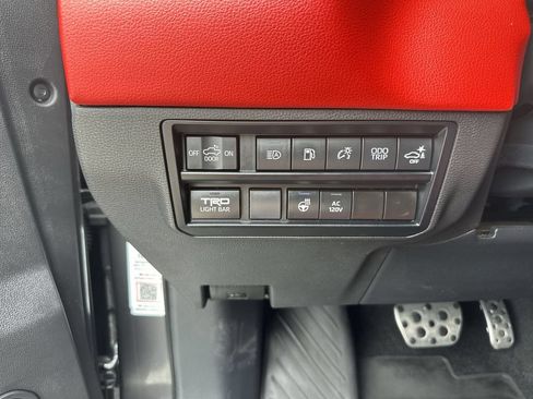 Used 2023 Toyota Tundra TRD Pro AWD/4WD image 18