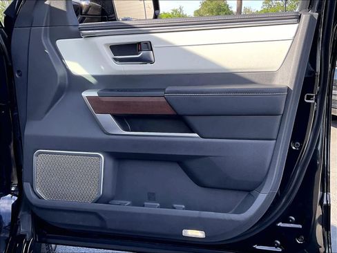 Used 2025 Toyota Sequoia Capstone image 26