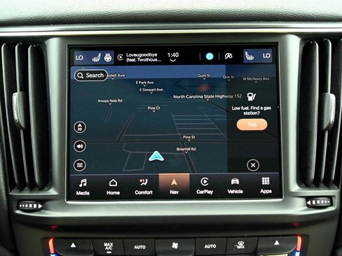 Used 2021 Maserati Levante image 30