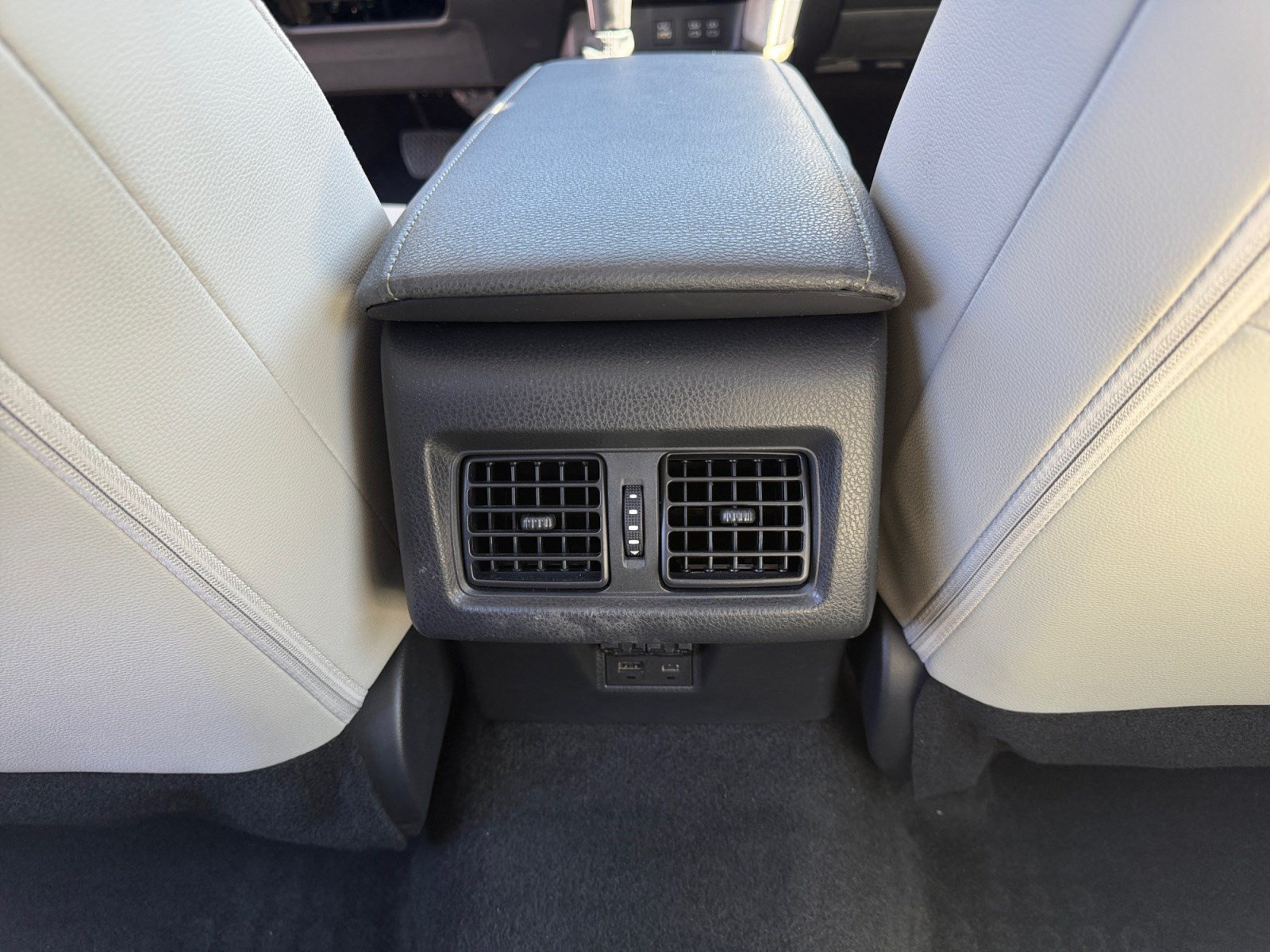 Certified 2025 Toyota Camry XLE AWD/4WD image 30
