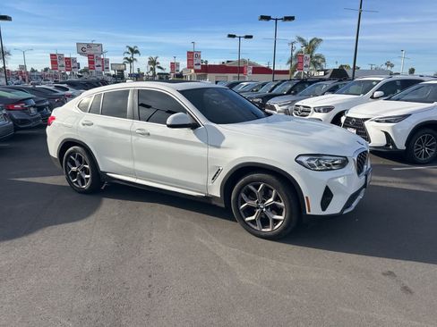 Used 2022 BMW X4 xDrive30i w/ Convenience Package image 8