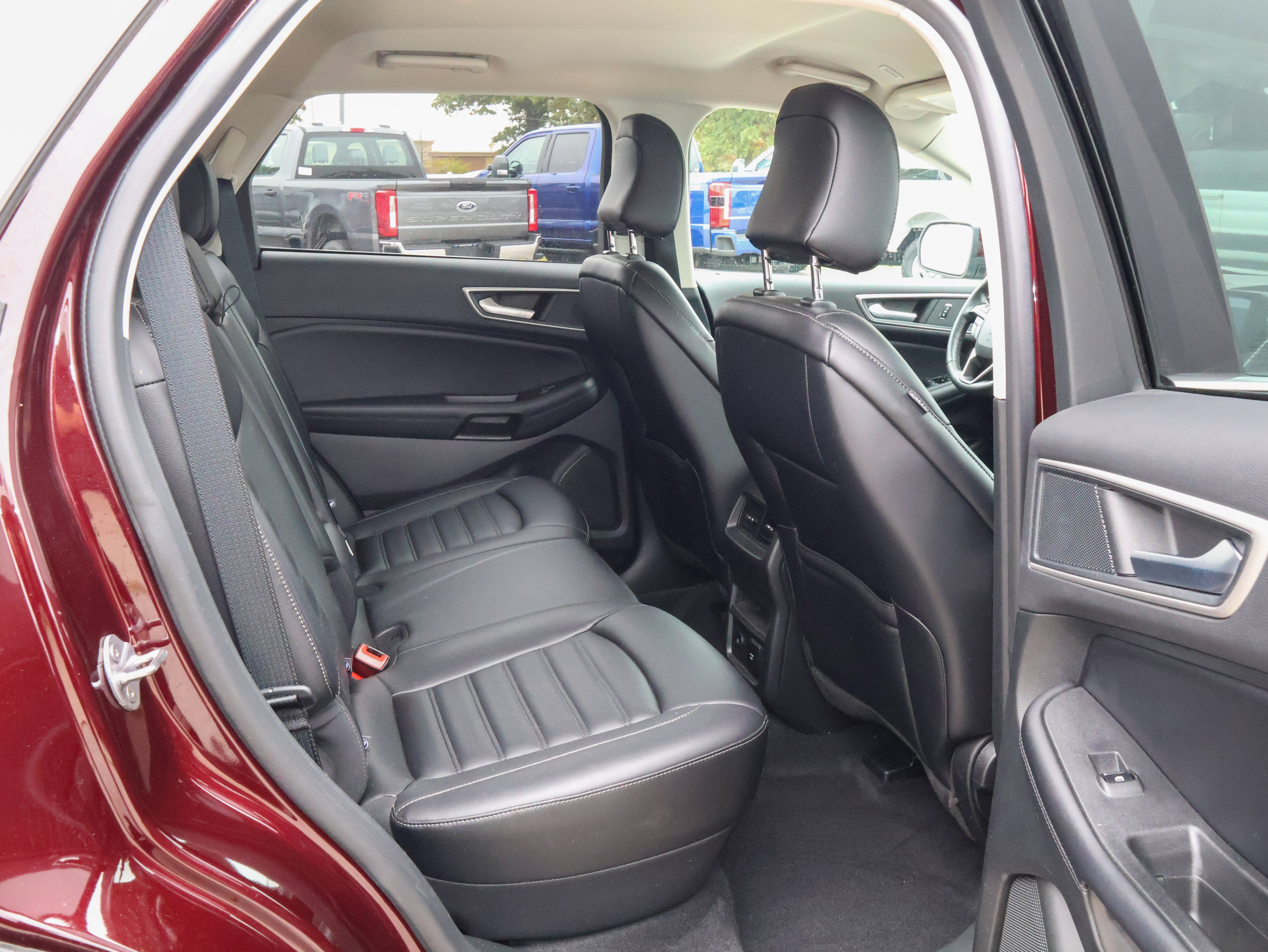 Used 2024 Ford Edge SEL w/ Convenience Package AWD/4WD image 31