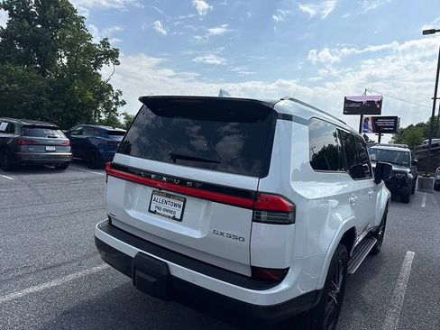 Used 2024 Lexus GX 550 w/ Accessory Package (Z1) AWD/4WD image 7