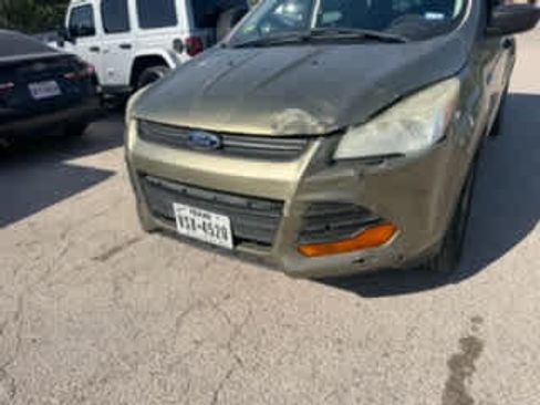 Used 2013 Ford Escape S FWD image 6