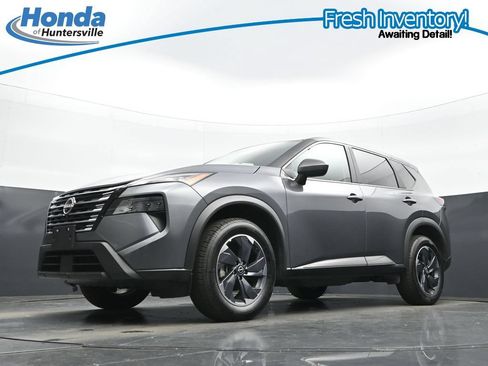 Used 2025 Nissan Rogue SV FWD image 28