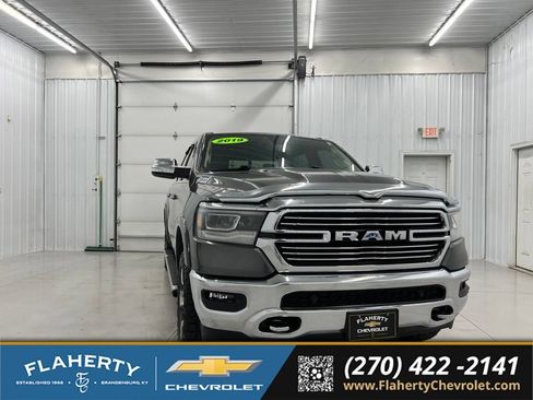 Used 2019 RAM 1500 Laramie AWD/4WD image 1