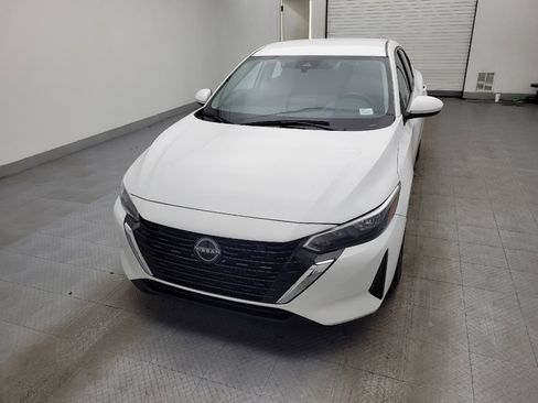 Used 2024 Nissan Sentra SV image 15