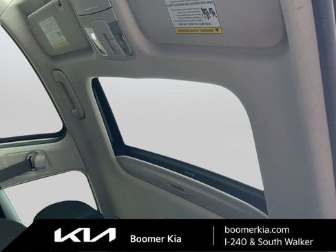 Used 2019 Kia Forte S w/ S Premium Package image 9