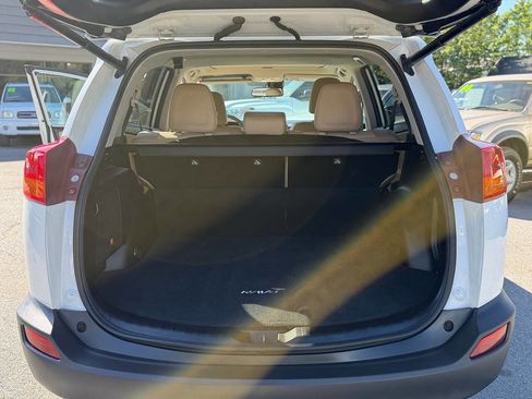Used 2014 Toyota RAV4 Limited w/ Technology Package AWD/4WD image 70