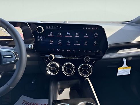 New 2025 Chevrolet Blazer EV LT image 15