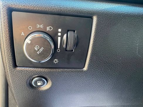 Used 2021 Jeep Grand Cherokee Laredo X AWD/4WD image 14