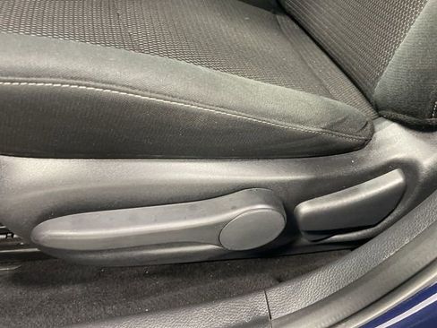 Used 2019 Nissan Sentra S image 12